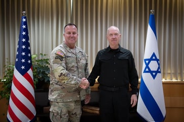 US general's visit to Israel in response to Iran attack threat includes review of military capabilities.