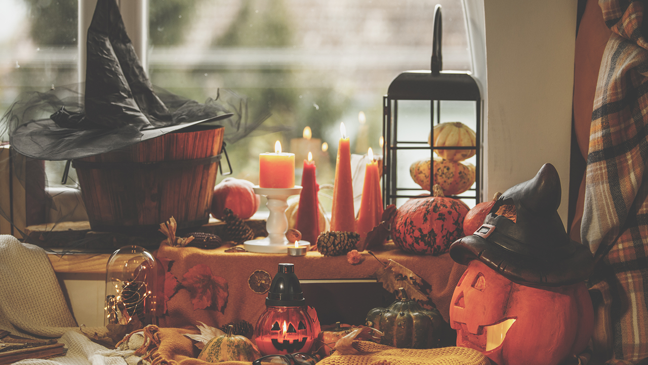 10 spooky decorations to transform your home for Halloween.