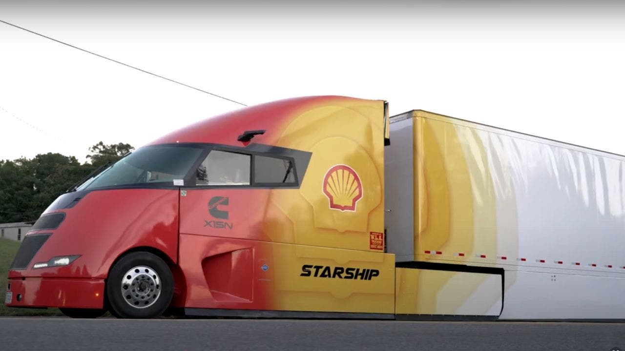 Shell's experimental big rig moves the future of trucking forward.