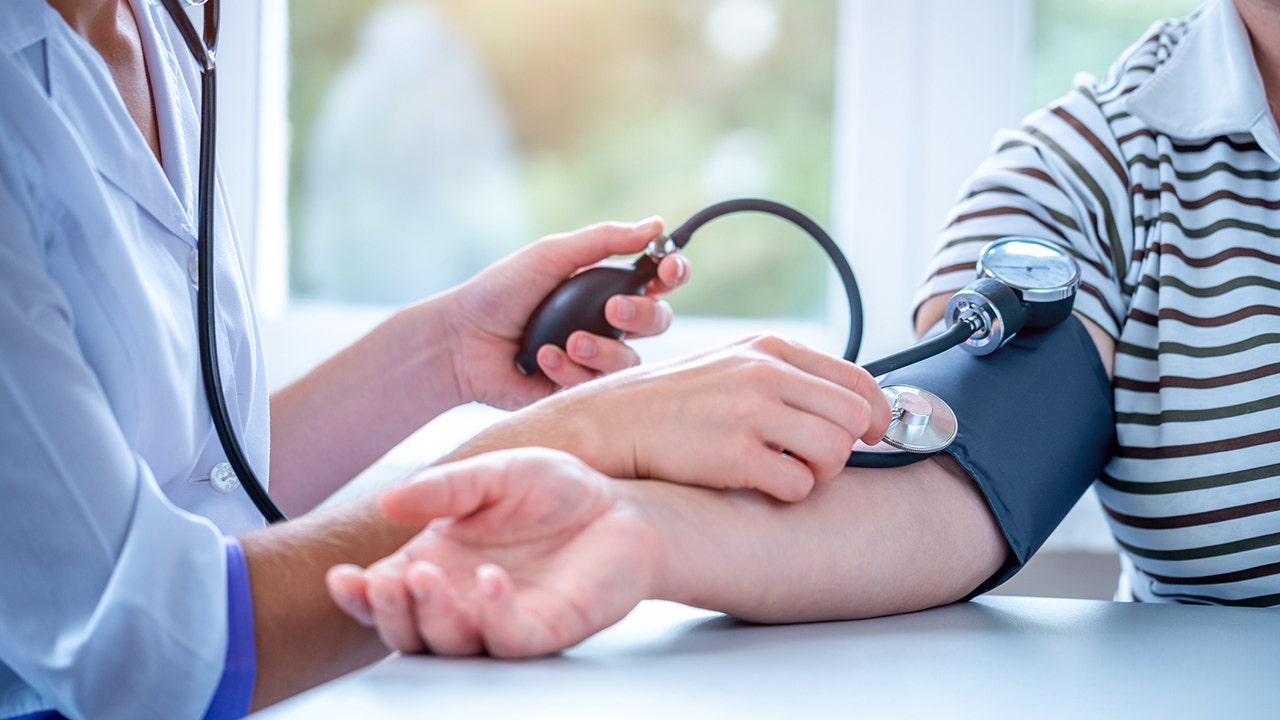 A study has found a link between high blood pressure and the development of Alzheimer's disease.