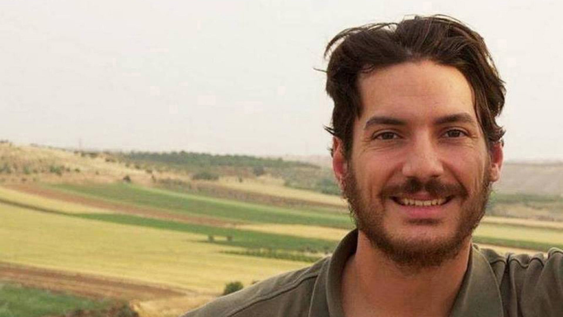 Biden urged to update senators on efforts to rescue Austin Tice from Syria