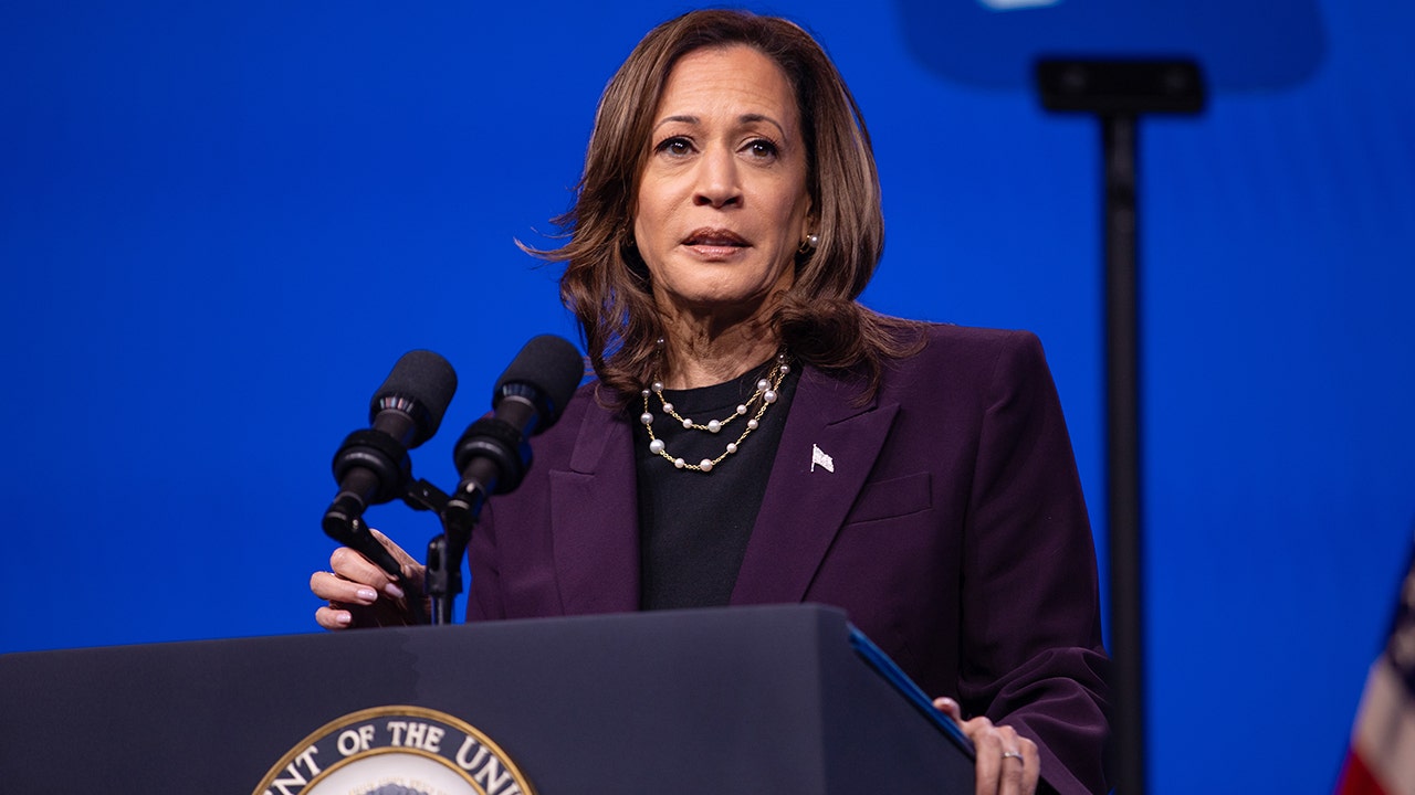 According to a report, Team Harris had not anticipated using unmuted mics during the debate, resulting in them having to quickly adjust their strategy.