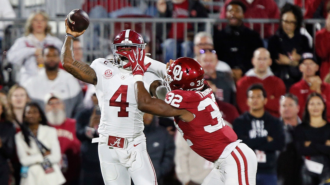 The University of Alabama maintains its position in the penultimate rankings for the College Football Playoff in 2024, while the University of Miami faces challenges.