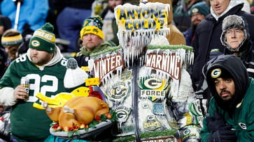 Video of Dolphins players warming up at Lambeau Field becomes viral after Thanksgiving Day loss.