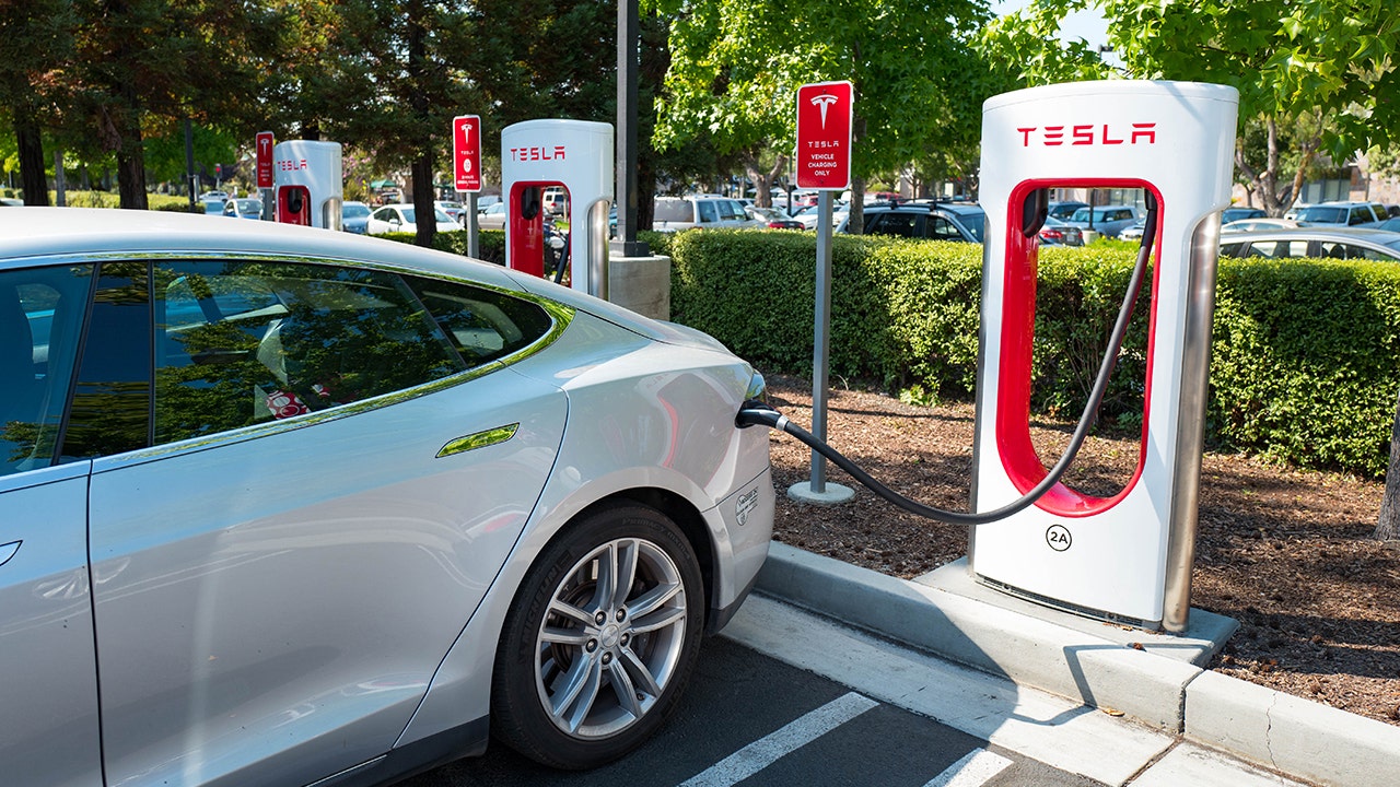 The Biden administration should prioritize expanding electric vehicle infrastructure.