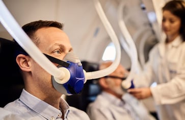 A study has indicated that the symptoms of PTSD in veterans may be alleviated through the use of hyperbaric oxygen therapy.