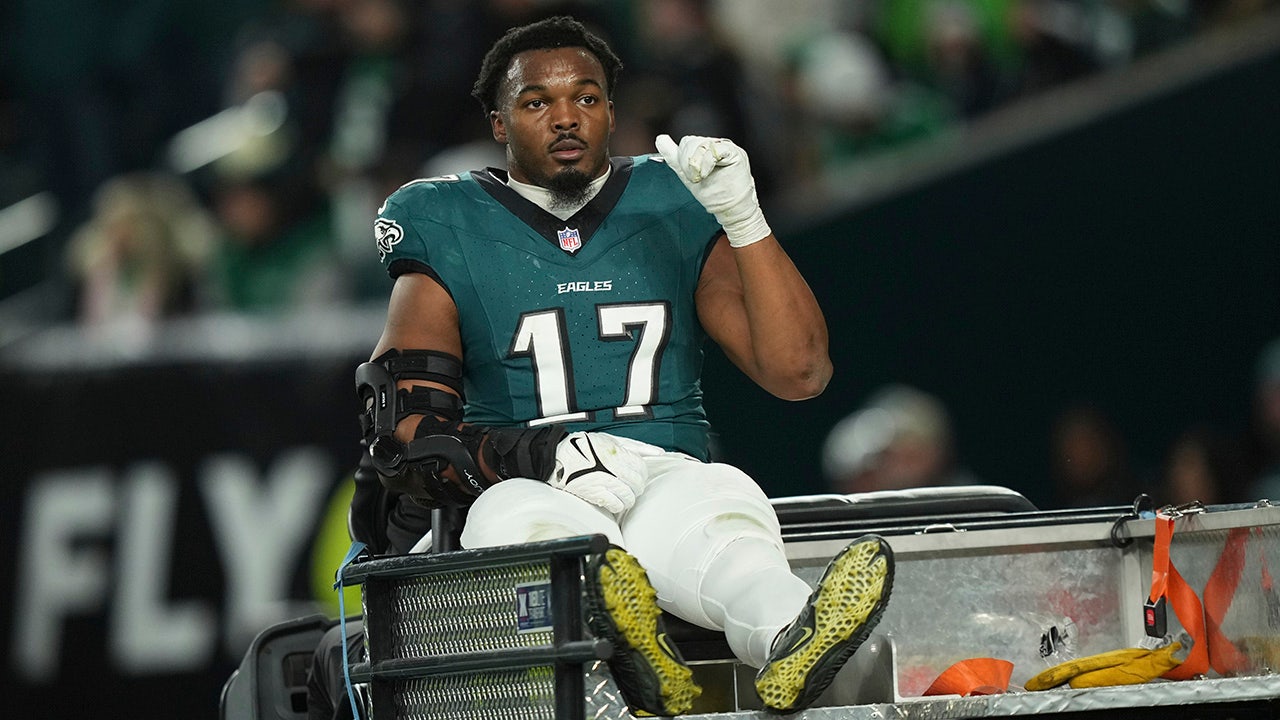 Report: Eagles lose crucial defensive player for playoffs due to devastating injury.