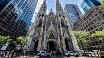 From St. Patrick's Cathedral in NYC to Thorncrown Chapel in Arkansas, America's most stunning churches.