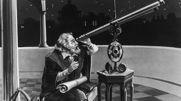 An Italian philosopher who revolutionized our perception of the cosmos is Galileo Galilei.