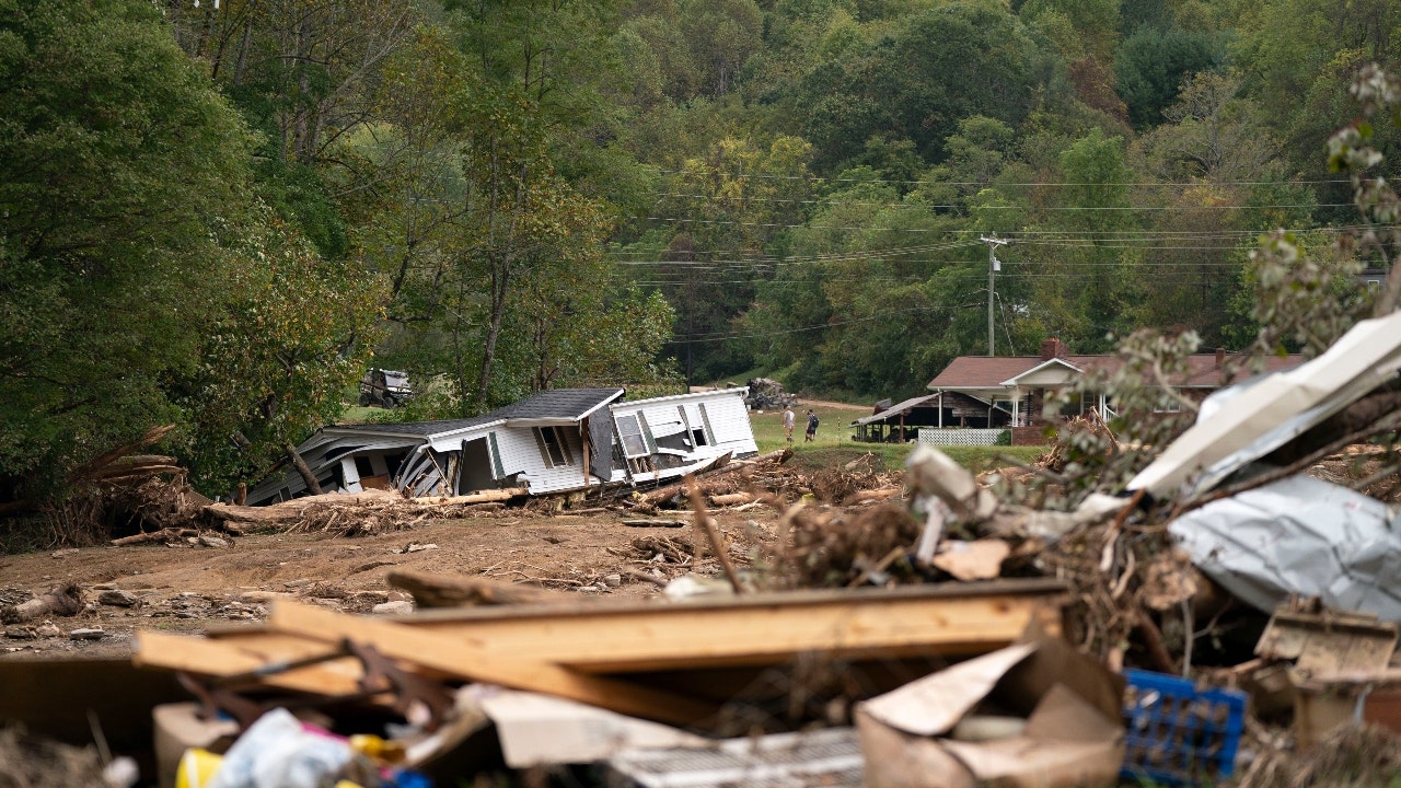 Federal government criticized for lack of support and leadership in rescuing NC Helene victims.