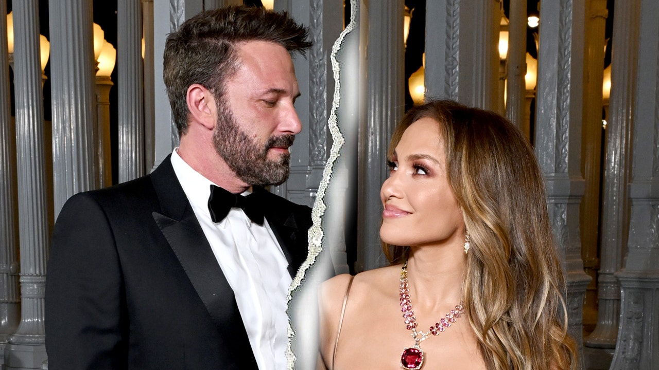 Jennifer Lopez and Ben Affleck's divorce filing reveals a power play, but an expert warns that "gloves might come off."