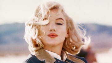 While filming her last movie, Marilyn Monroe grappled with her sex symbol image and an unstable marriage.