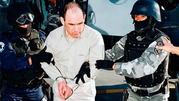 A former leader of a Mexican drug cartel who ushered in a new era of organized crime has been released from a US prison.