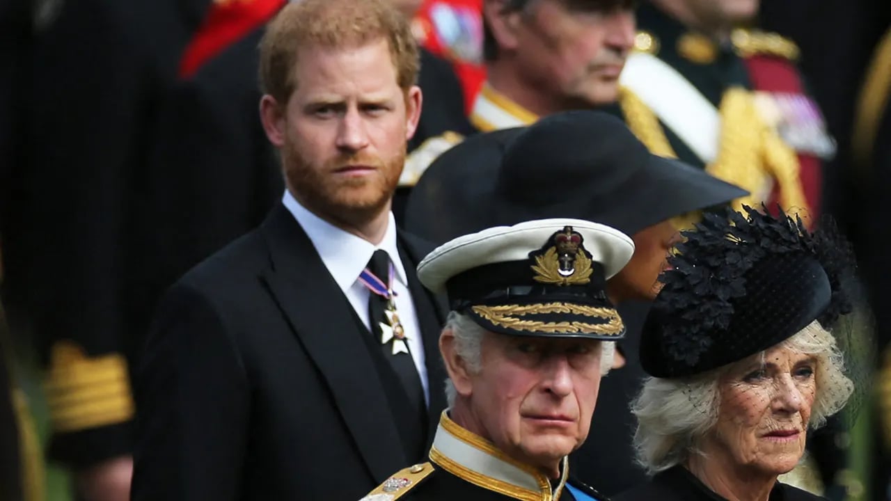 Experts warn that King Charles' fear of reuniting with Prince Harry could lead to "legal jeopardy" as the latter battles his "old demons."