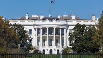 A woman was apprehended for attempting to scale the perimeter of the White House.