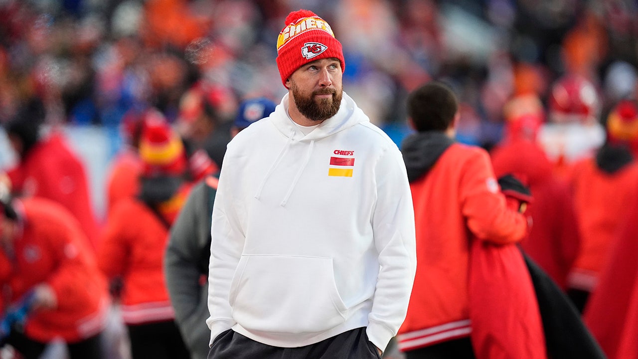 Travis Kelce refutes accusations that the Chiefs intentionally lost to the Bengals: "I ain't afraid of anyone"