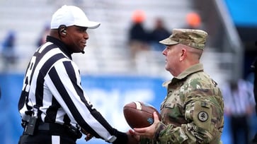 During the Celebration Bowl, a college football referee paused the game to pay tribute to military veterans.