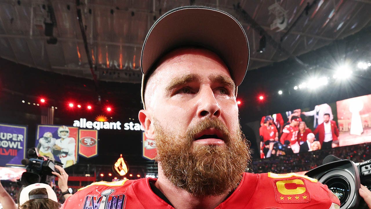 Travis Kelce's tantrum and Andy Reid's bump were explained cryptically ...