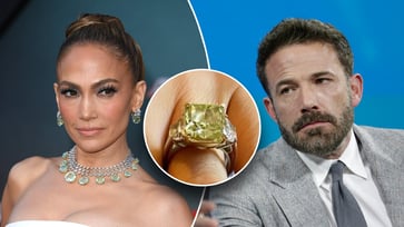 Jennifer Lopez's engagement ring from Ben Affleck symbolized his commitment to staying with her.