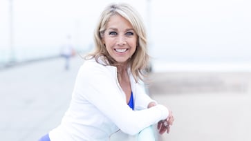 Denise Austin reveals the secret to successful New Year's resolutions.