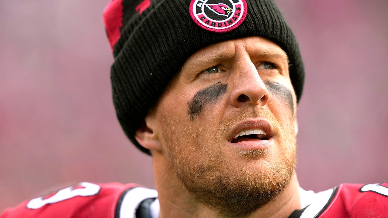 NFL player JJ Watt of Texas reveals that he would not wear Guardian Caps during games.