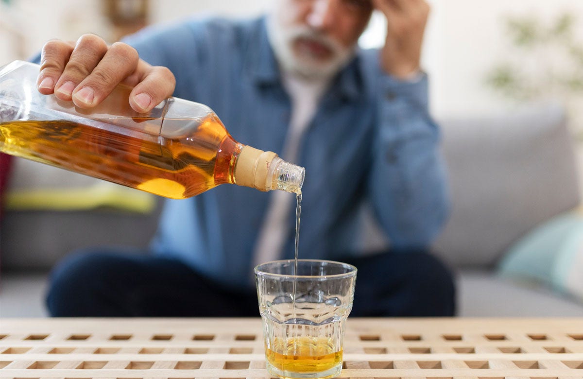 Health advisory links alcohol to cancer, prompting doctors' reaction.