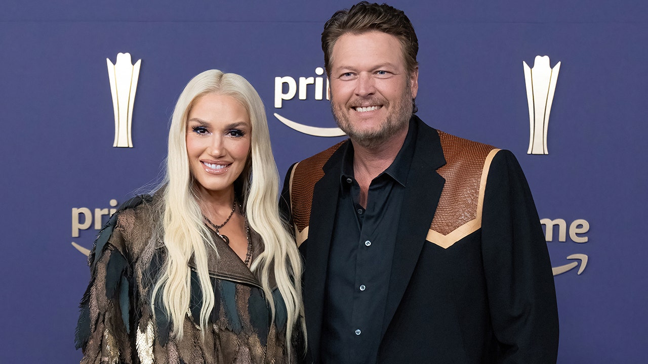 Gwen Stefani attempted to end her "crazy" relationship with Blake Shelton.