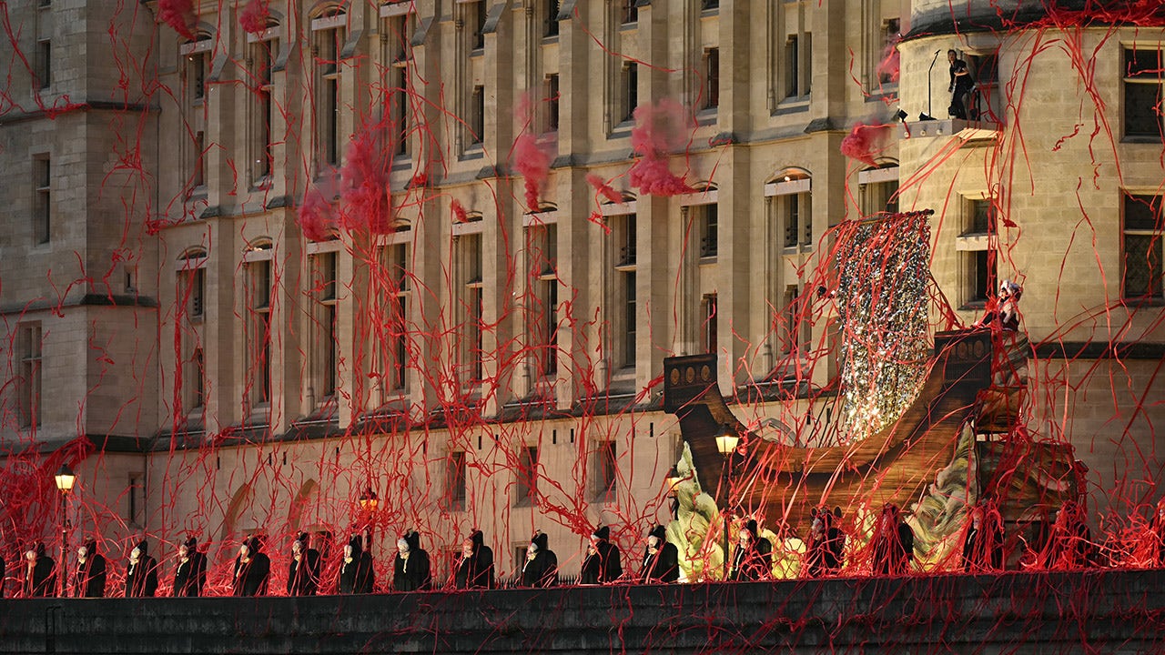 The opening ceremony of the event paid tribute to a headless Marie Antoinette, while a ménage à trois received mixed reactions.