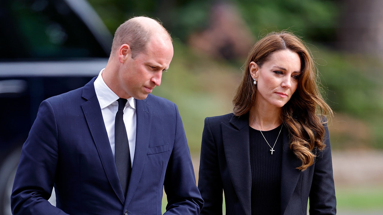 Prince William experienced his own internal struggles while Kate Middleton undergoes cancer treatment, according to an expert.