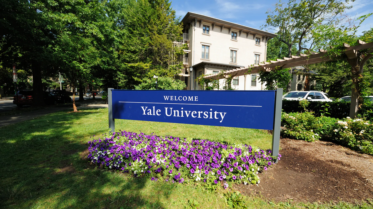 Whether Black and White women can maintain friendships is a topic of discussion in a Yale University class.