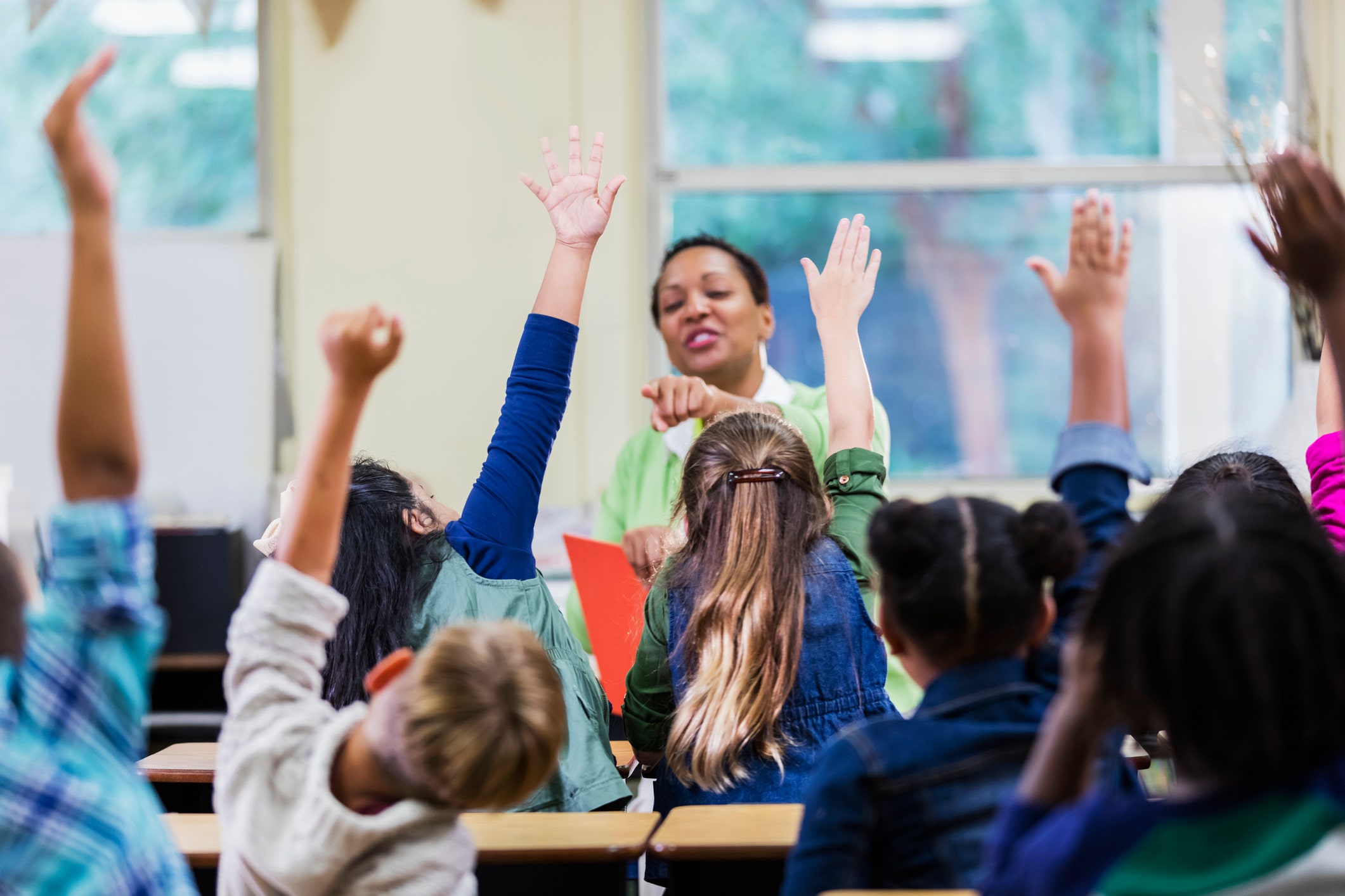 Elementary school kids in Chicago are taught about gender identity and puberty blockers in the school's sex education curriculum.