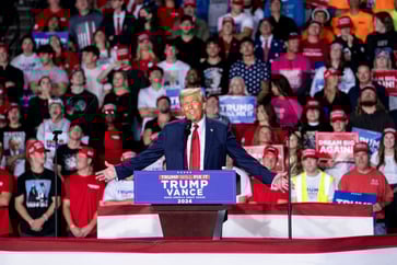Trump bids farewell to large-scale rallies in his final pre-election event.