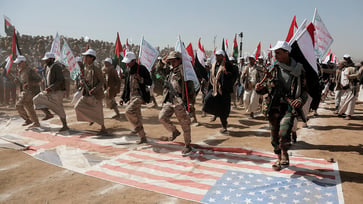 A dissident group has exposed Iran's military supply line to Houthi terrorists.