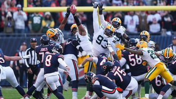 Despite Bears' protests, NFL declares Packers' blocking of game-winning field legal, per reports.