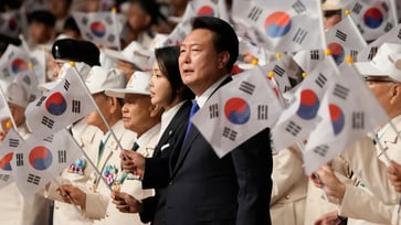 What are the issues with South Korean presidents facing ignominy, impeachment, death sentences, and imprisonment?