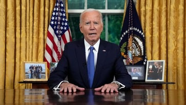 Biden to propose constitutional amendment to overturn Trump immunity ruling, says report.