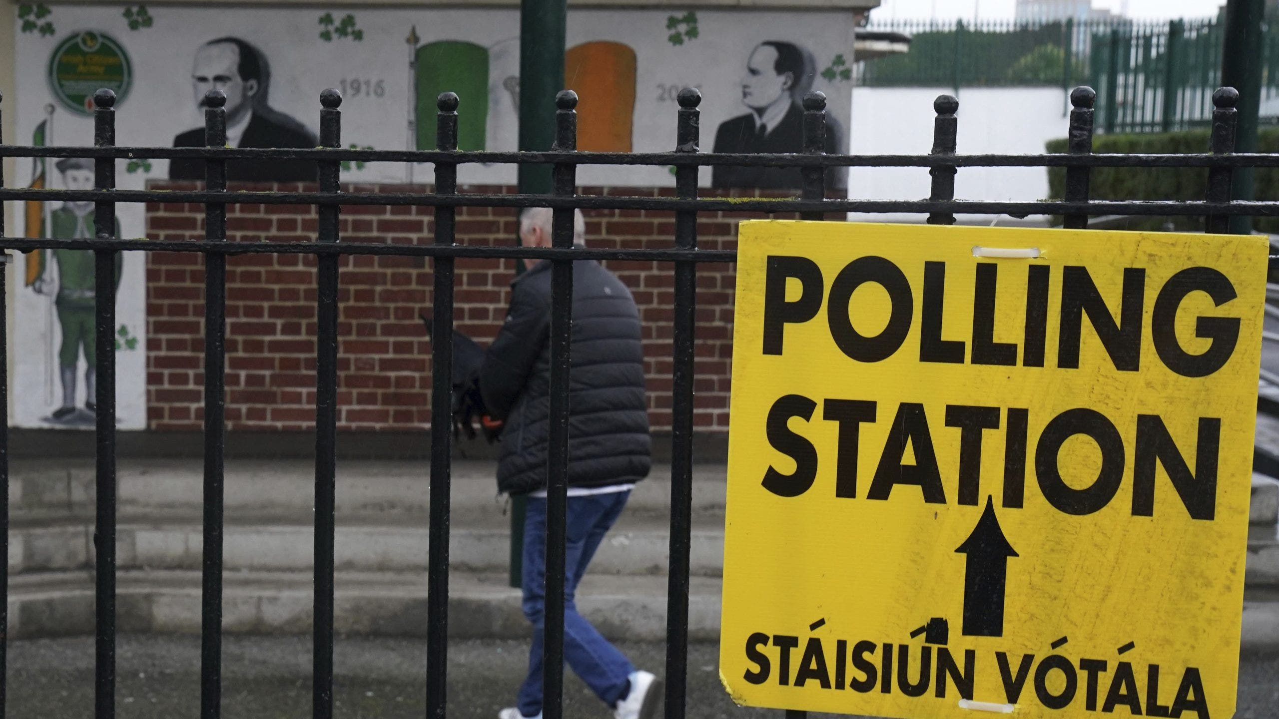 Ireland election: Center-right parties predicted to maintain control, while left-wing Sinn Fein remains strong.