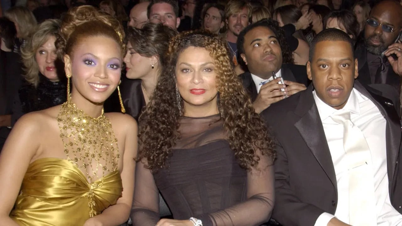 Beyoncé's mother alleges she was hacked and states she does not support the post regarding Jay-Z's rape lawsuit.