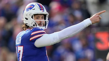 Josh Allen of the Bills received a stern message from a ref after protesting a no-call.