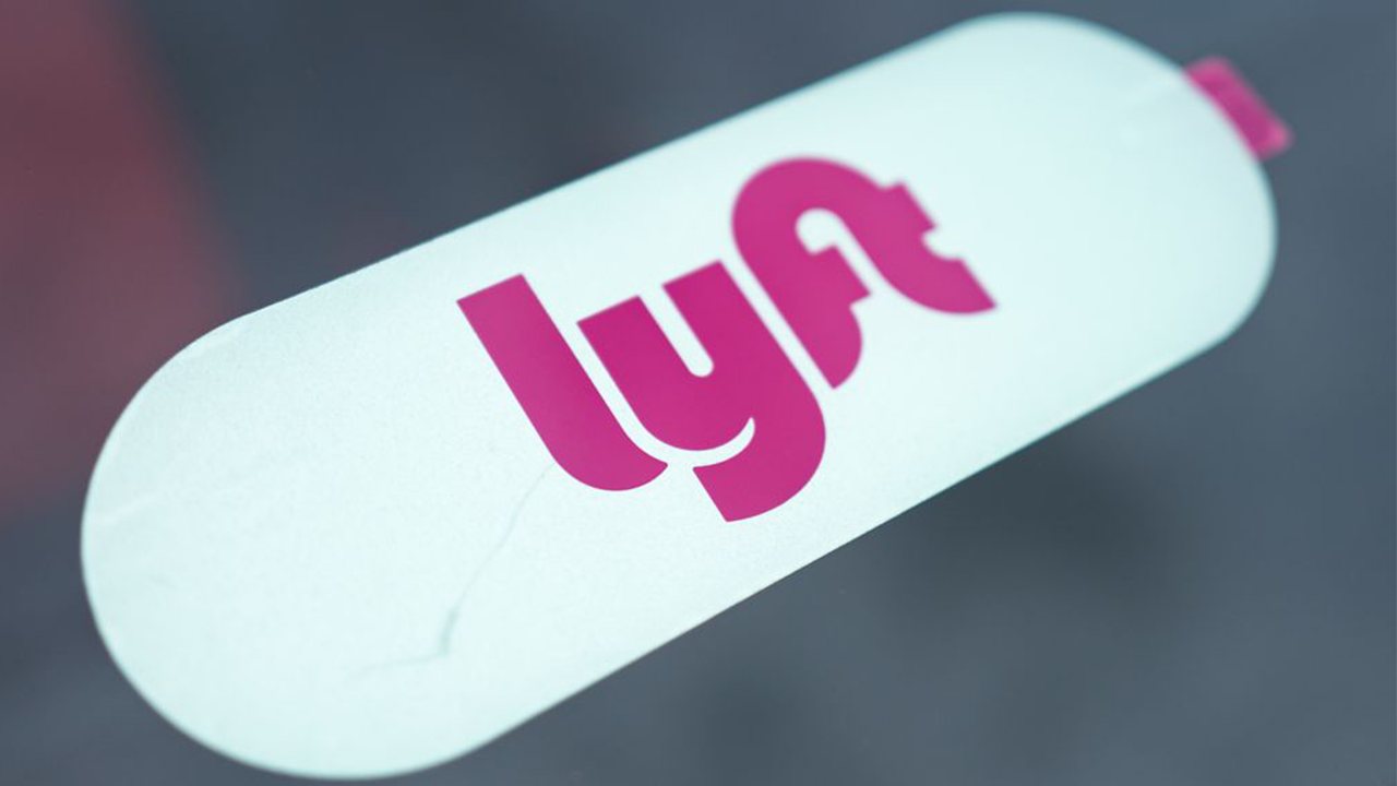 Rideshare company and hospital sued by Texas Lyft driver after passenger choked him with seatbelt.