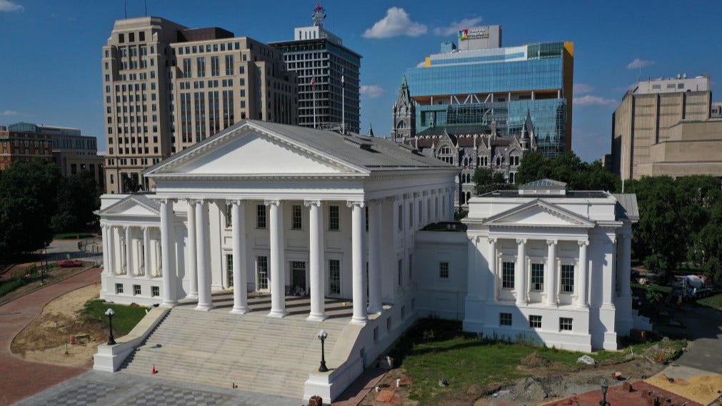 A massive failure at a water plant in Virginia causes hospitals and residents to be affected, resulting in a halt of the government.