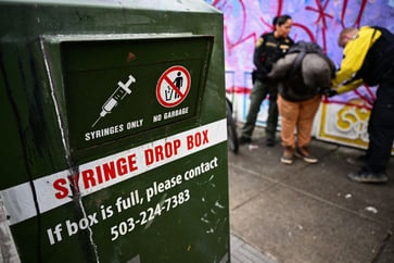 Oregon reinstates criminal charges for drug possession.