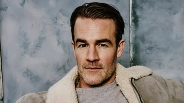 James Van Der Beek misinterpreted cancer indicators as diet-related issues.