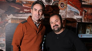 'Mike Wolfe of 'American Pickers' reveals that he held Frank Fritz's hand when the latter passed away.'