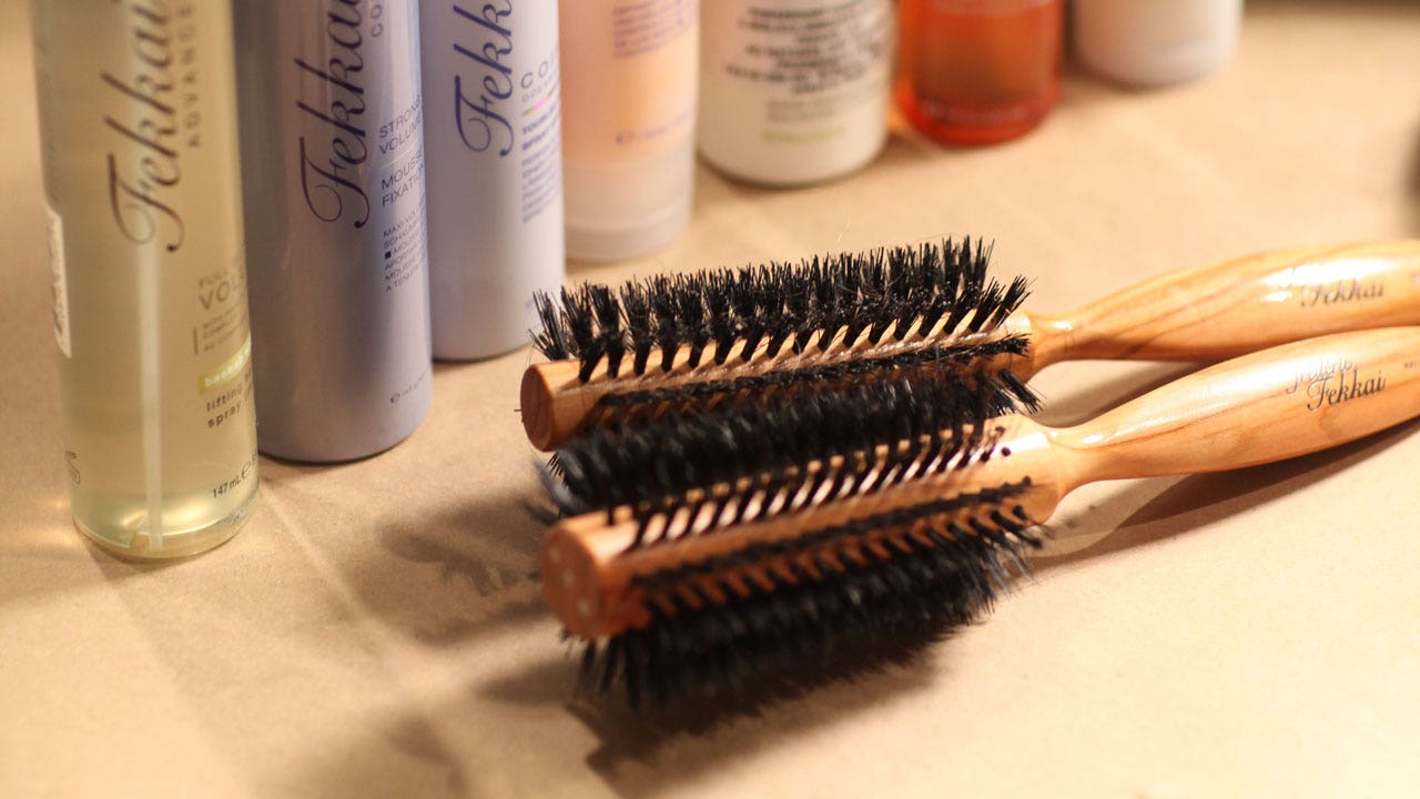 Select the ideal hairbrush for your hair texture.