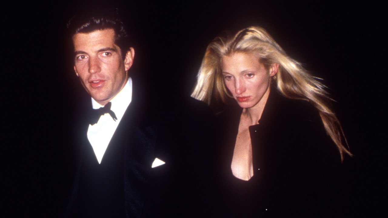 During the tense final months before their tragic plane crash, John F Kennedy Jr and Carolyn Bessette were undergoing counseling, according to a new book.