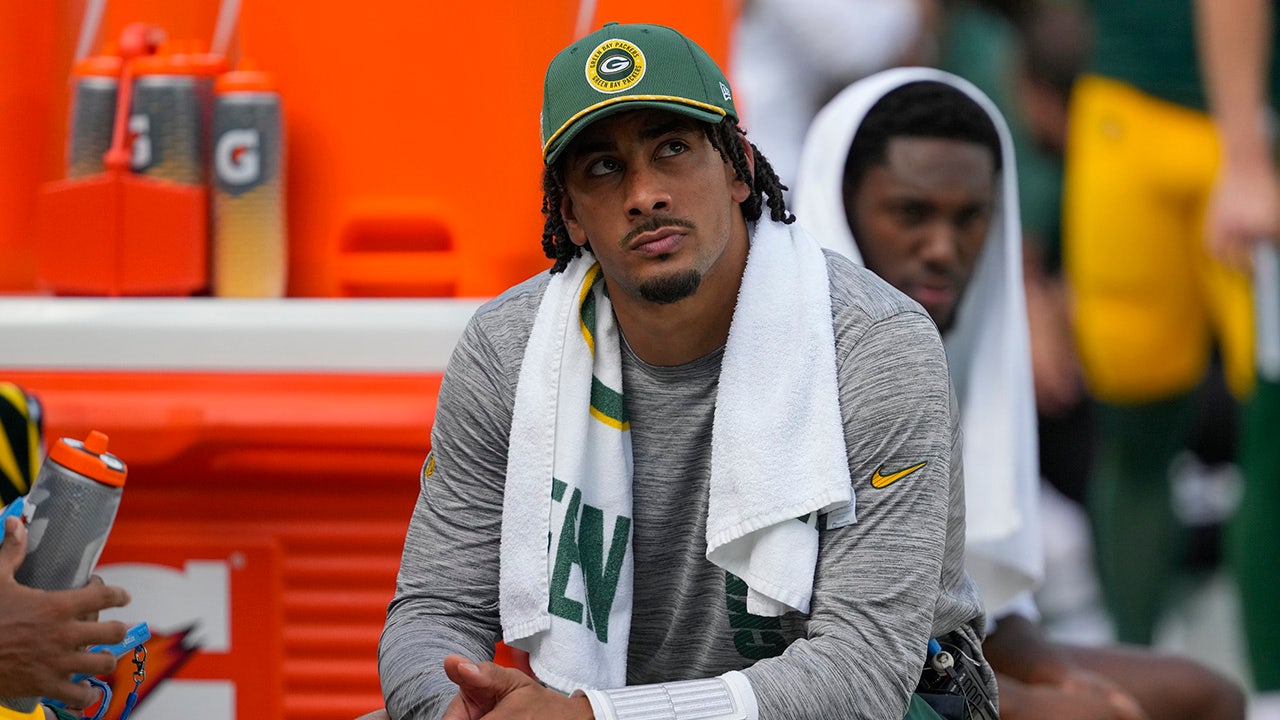 Jordan Love, the Packers' quarterback, is back throwing at practice, indicating a positive recovery from his knee injury.