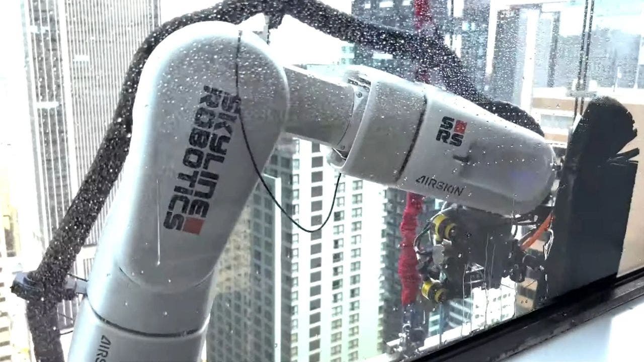 Human window washers on skyscrapers are being replaced by robots.