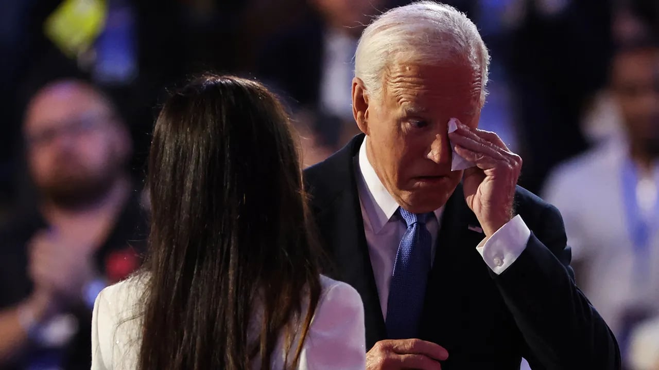 The delay of Biden's DNC primetime speech is perceived as a further disrespect to the sitting president: "Humiliation ritual"