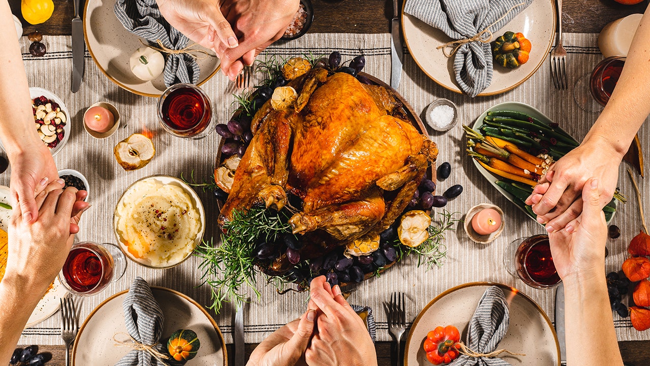 This holiday, travel expert advises Americans to pack their patience when it comes to their least-favorite Thanksgiving dish.